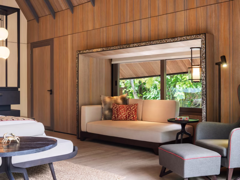 Overwater St. Regis Suite – St. Regis Vommuli