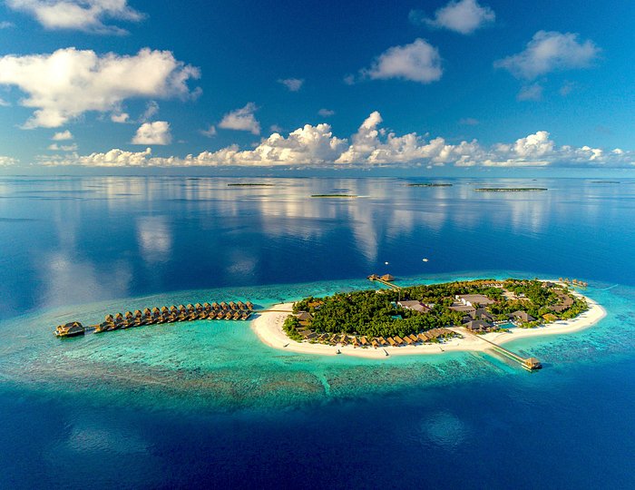 Kudafushi Resort - Aerial View